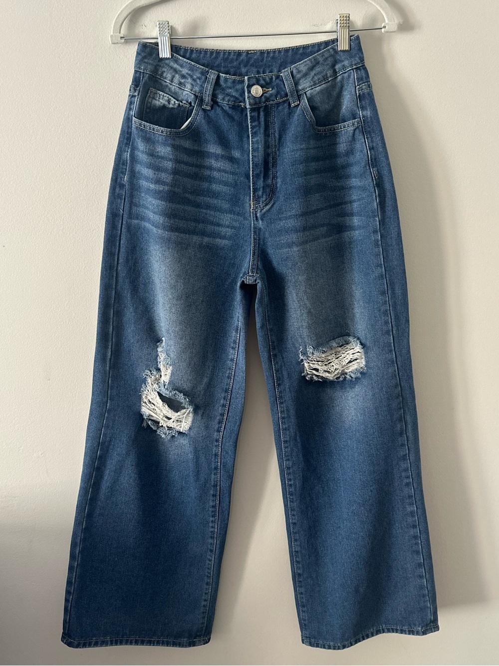 Classic High-Rise Distressed Wide-Leg Jeans -S